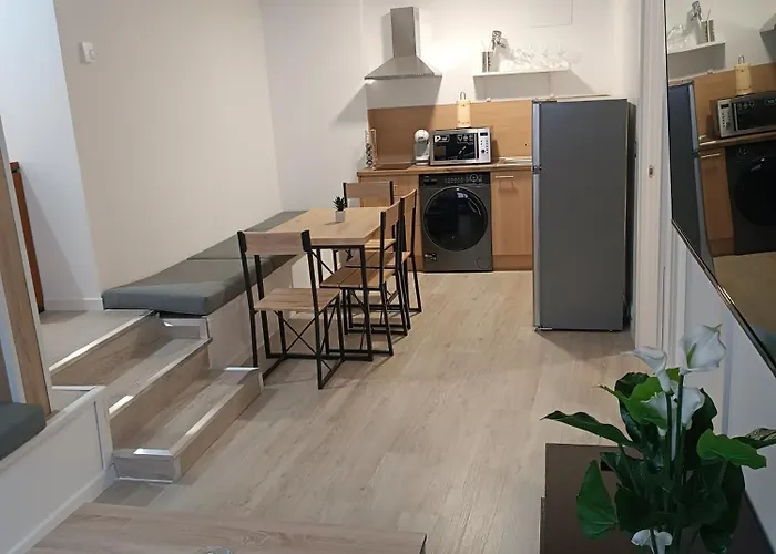 Apartamentos Turisticos Avila Puerta De San Isidro 1-4