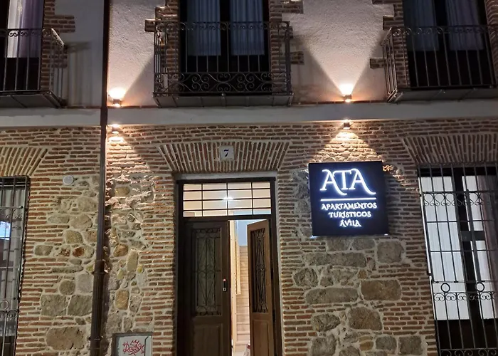 Apartamentos Turisticos Avila Puerta De San Isidro 1-4